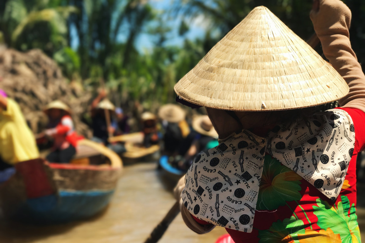 The daily life of the Mekong people (2)