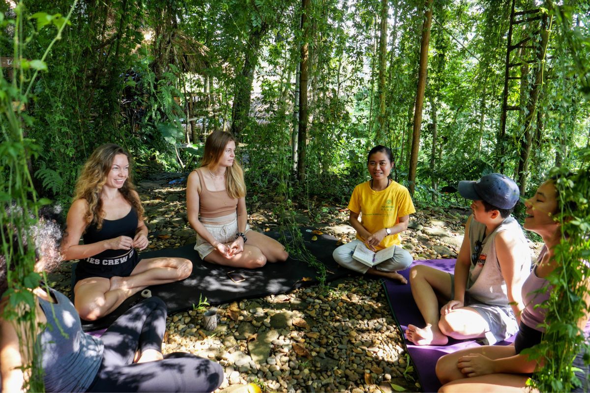 Group workshop wellness retrest