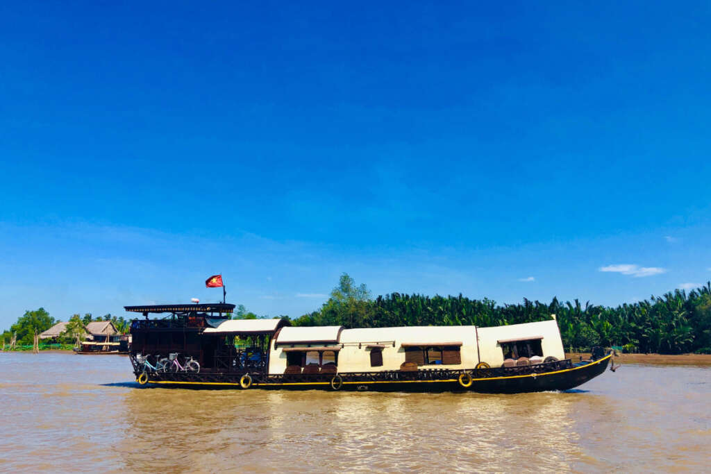 Profitez d'un sampan privé dans le delta du Mékong, Vietnam