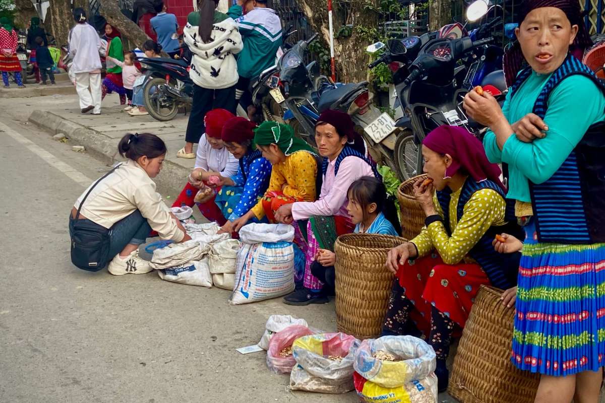 Meo Vac Sunday Market - Ha Giang (4)